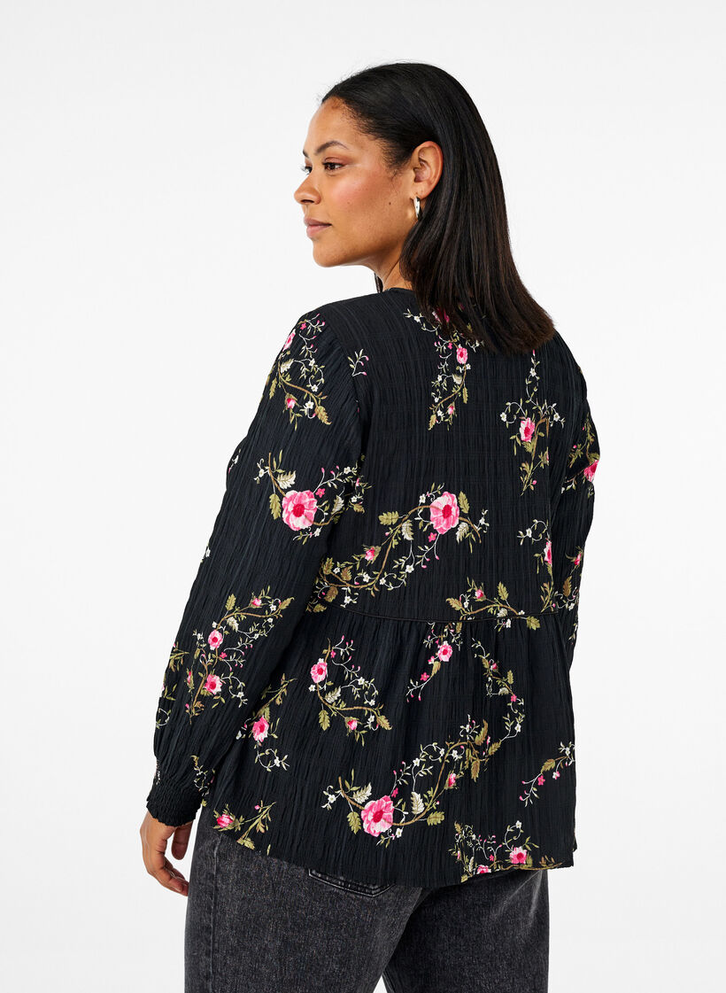 Lang&aelig;rmet bluse med blomsterprint, Sort, Model image number 2