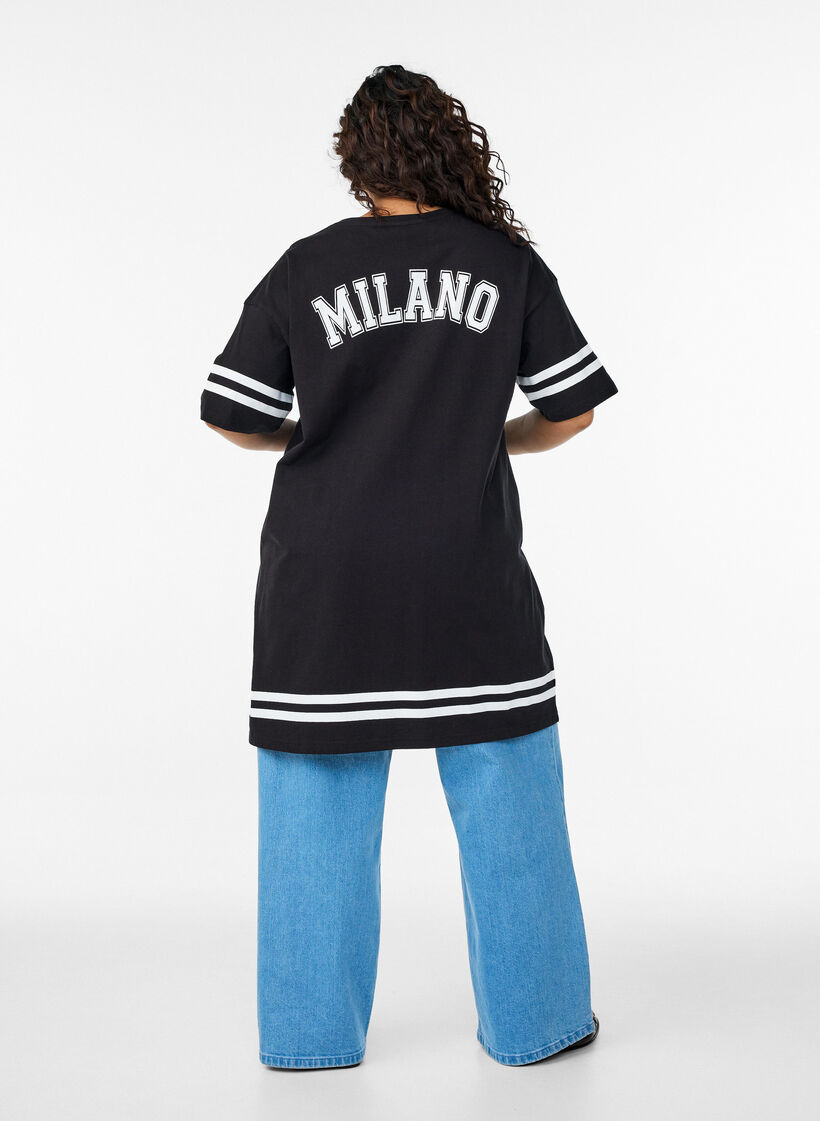 Kort t-shirtkjole med sporty detaljer, Sort, Model image number 2