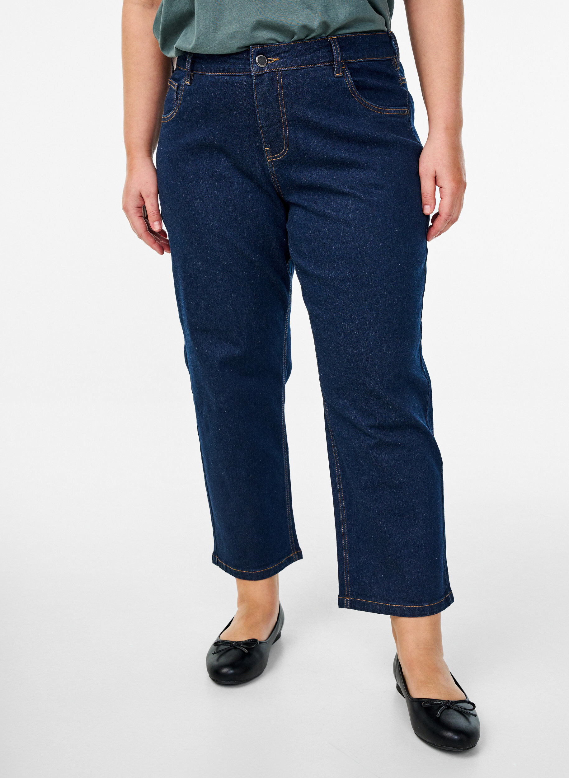 ZizziCropped Vera jeans med straight fit, Bl&aring;, Model image number 2