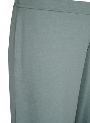 7/8 bukser i  modalmix med lommer, Chinois Green, Packshot image number 2