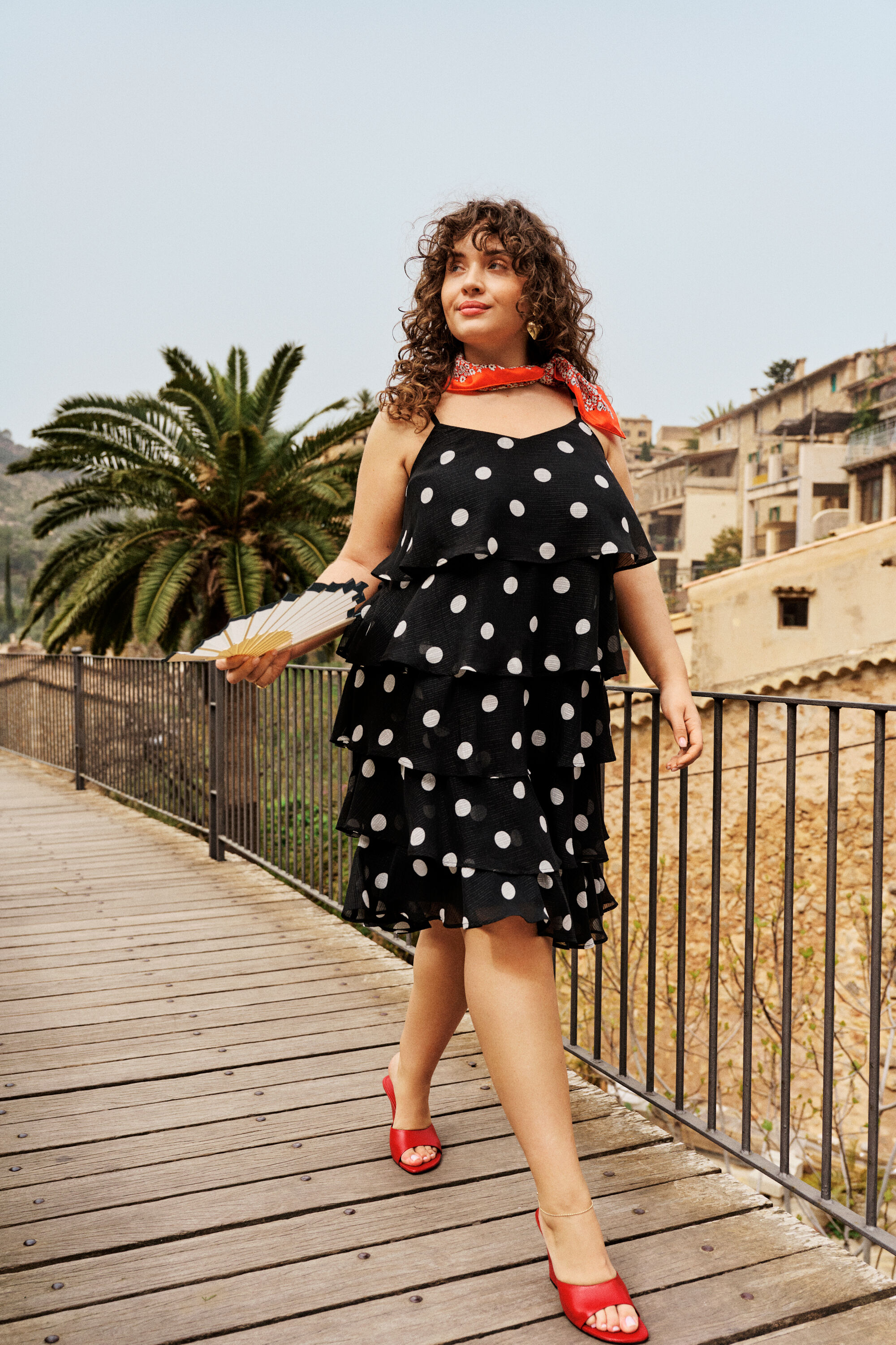 ZizziPrikket elegance med kant, , Model