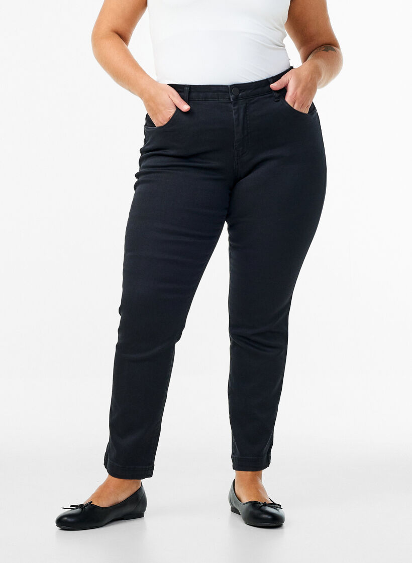 Slim fit Emily jeans med regul&aelig;r talje, Sort, Model image number 2