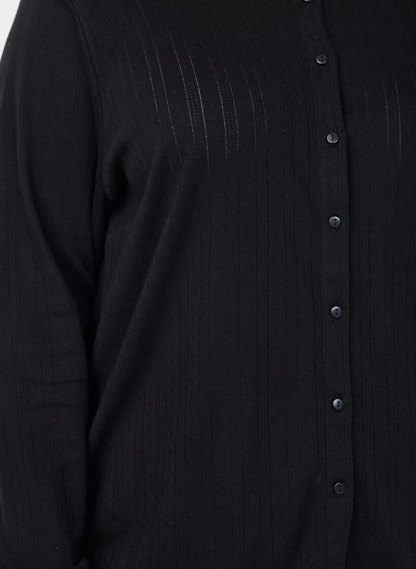 Cardigan i &oslash;kologisk bomuld med hulm&oslash;nster, Sort, Model image number 3