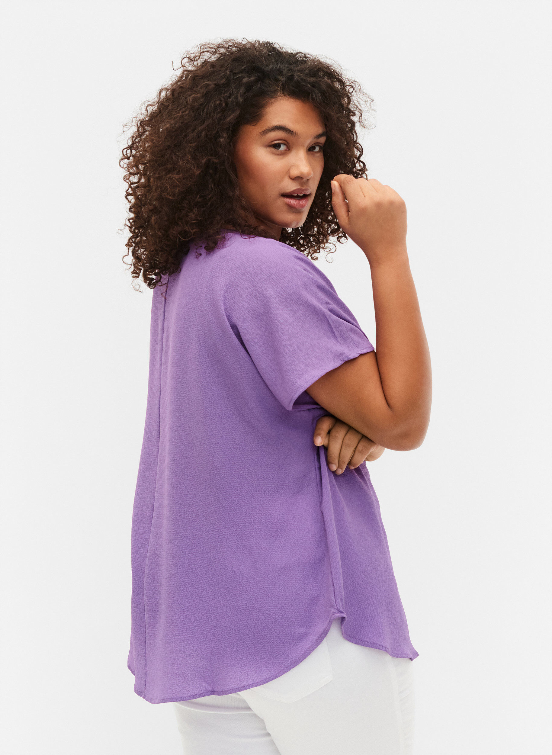 Zizzi Bluse med korte &aelig;rmer og rund halsudsk&aelig;ring , Lilla, Model image number 2