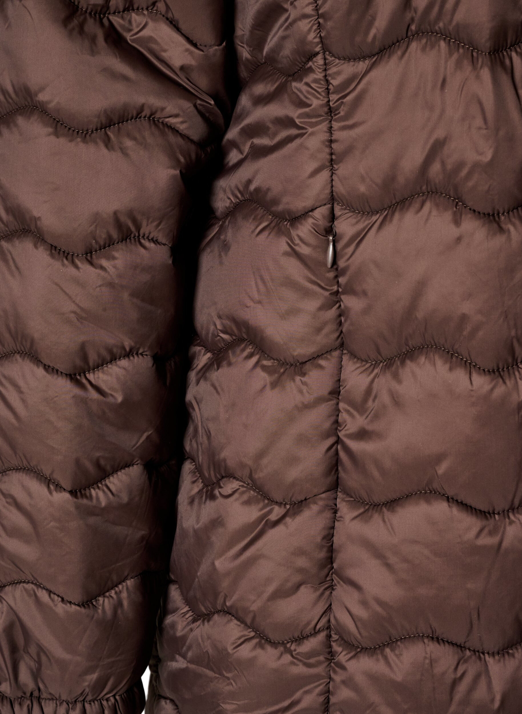 ZizziVatteret jakke med quiltet m&oslash;nster, Brun, Packshot image number 3