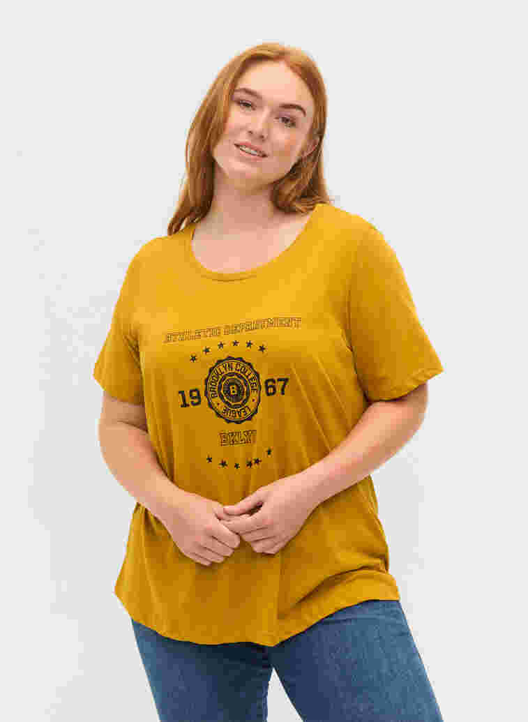 Kortærmet bomulds t-shirt med tryk, Harvest Gold, Model