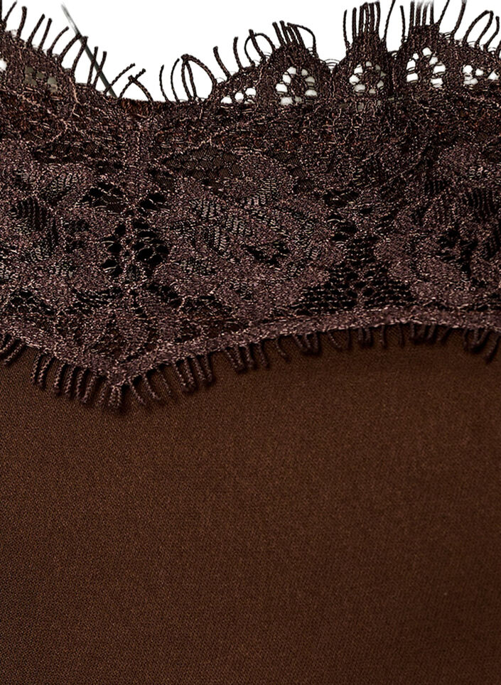 Lang satintop med blondekanter, Brun, Packshot image number 2