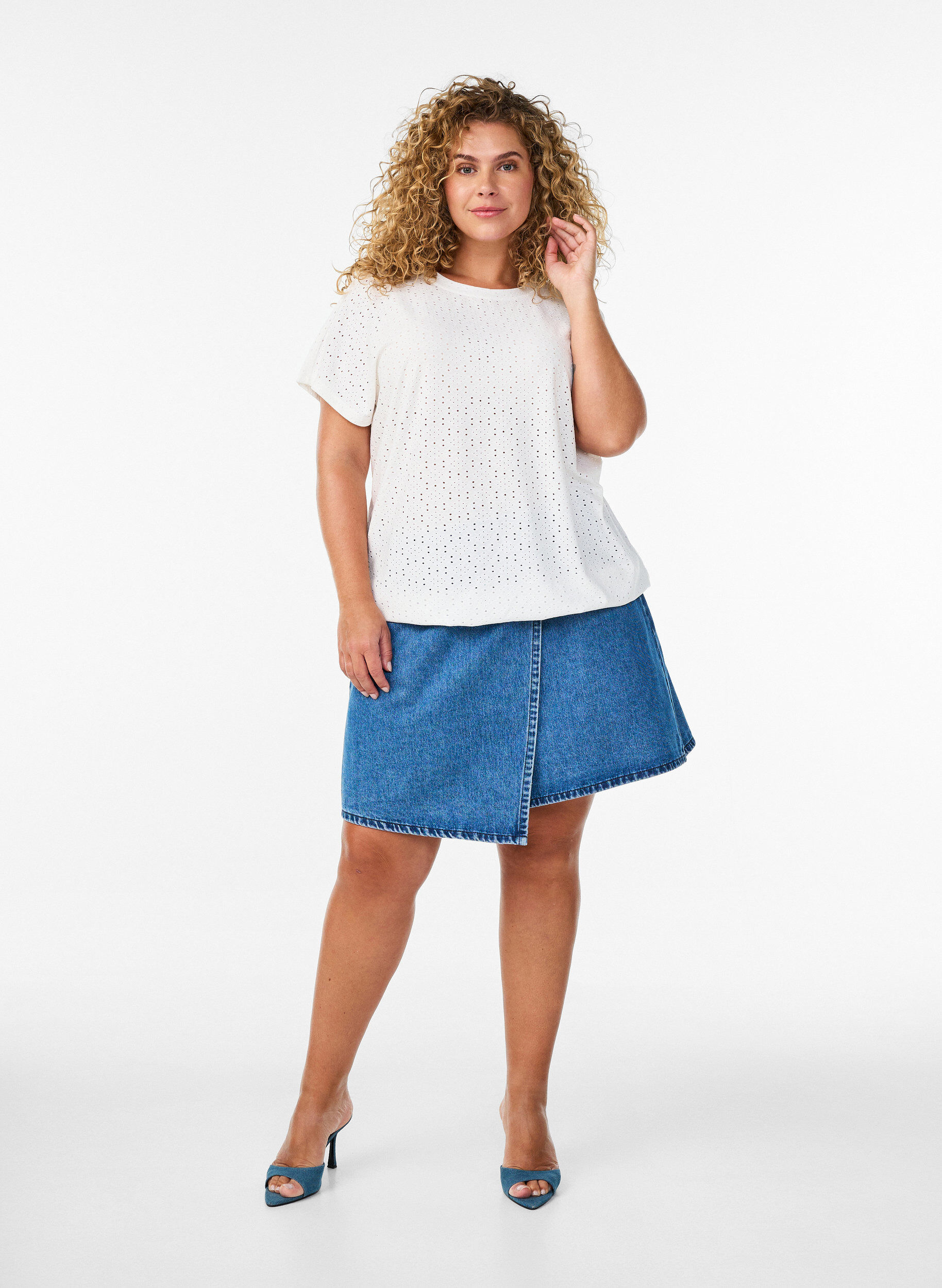 ZizziBluse med hulm&oslash;nster og ballon-effekt, Hvid, Model image number 1