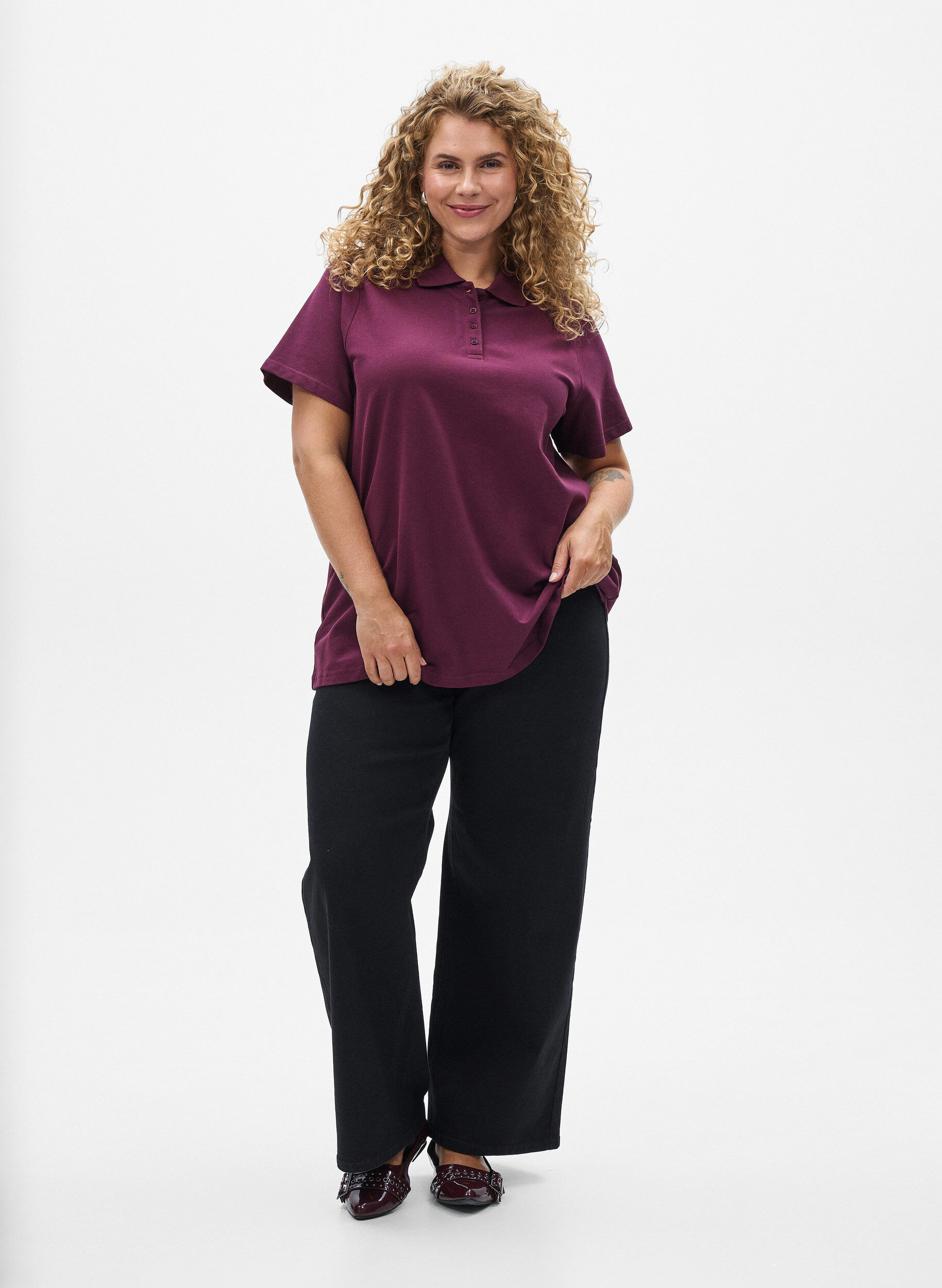 Zizzi Poloshirt med korte &aelig;rmer, R&oslash;d, Model image number 1