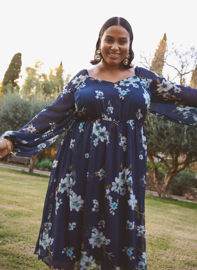 Festkjole i chiffon med lange &aelig;rmer, Bl&aring;, Image image number 0