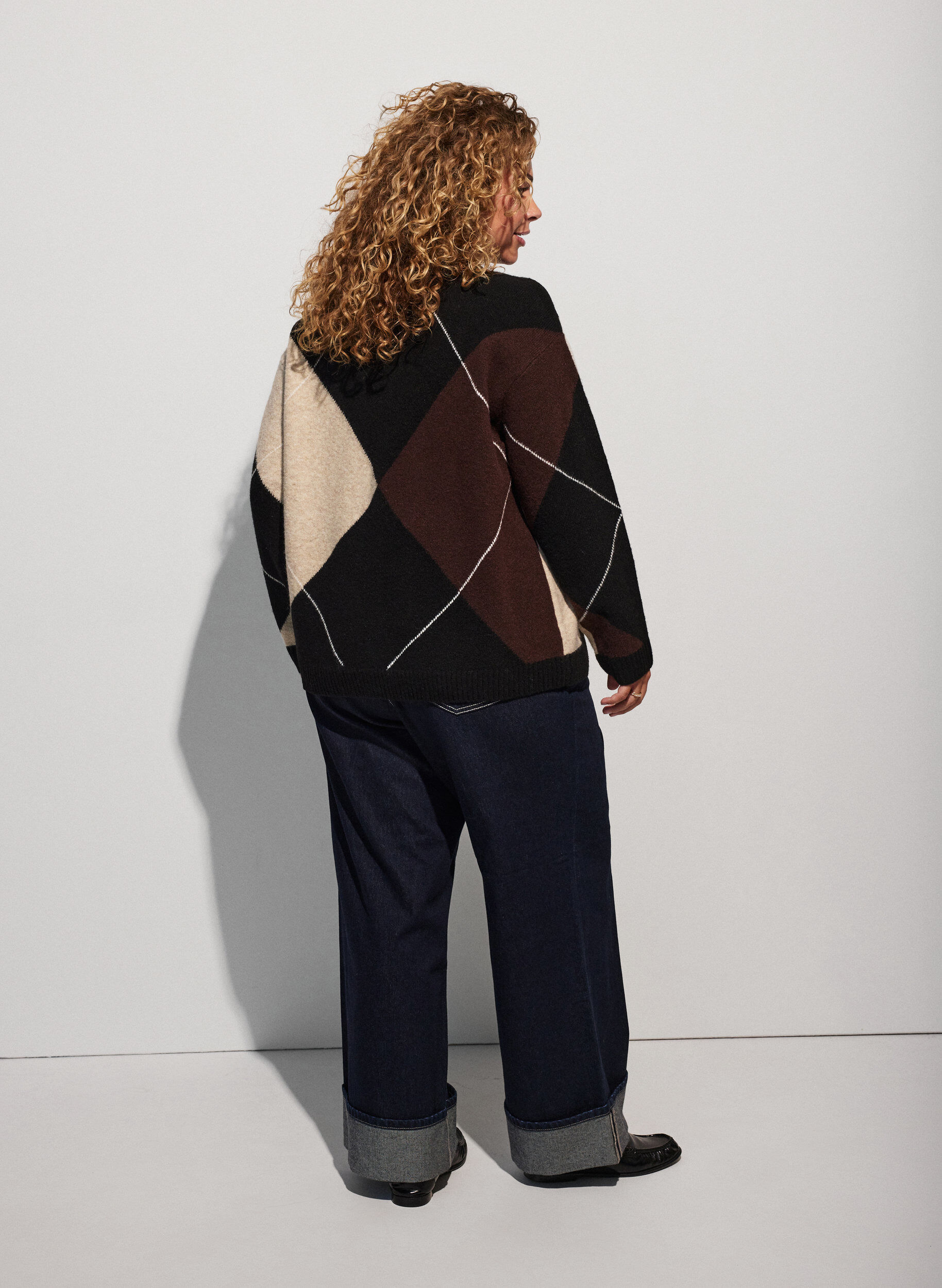 ZizziStrikbluse med harlekinm&oslash;nster, Sort, Model image number 2