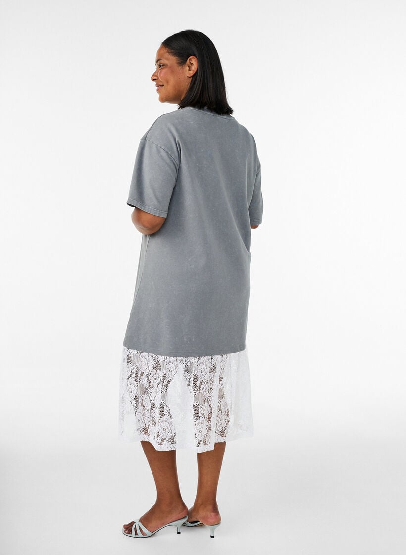 L&oslash;s T-shirtkjole med blondekant, Gr&aring;, Model image number 1