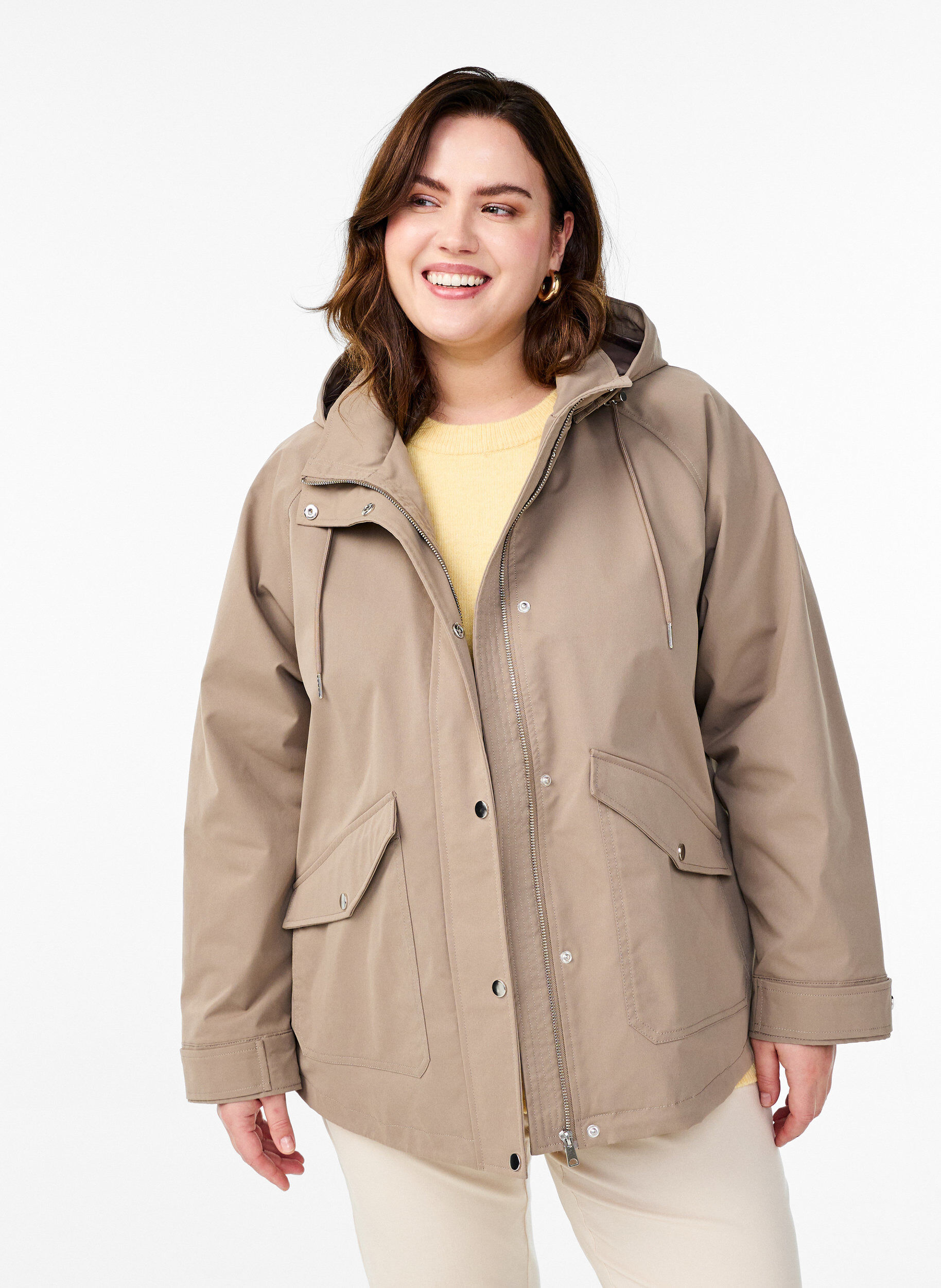 ZizziKort for&aring;rsjakke med aftagelig h&aelig;tte, Beige, Model image number 0