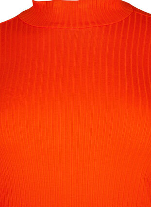 Tætsiddende viskosebluse med høj hals, Orange.com, Packshot image number 2