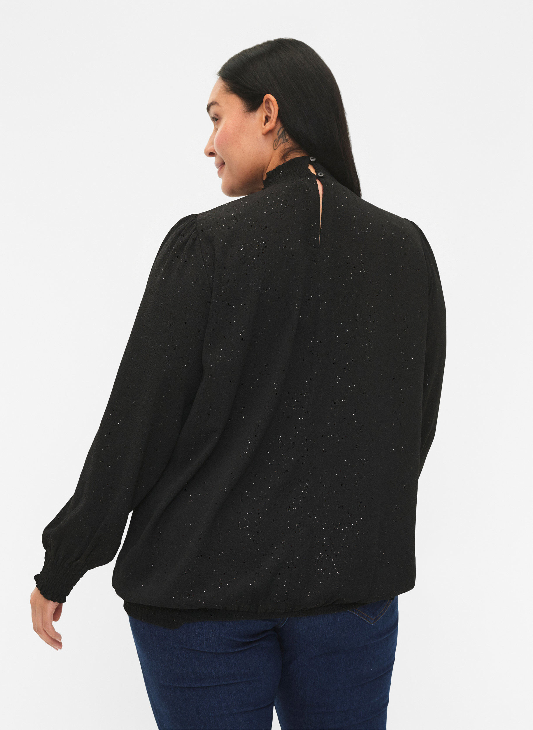 Zizzi FLASH - Lang&aelig;rmet bluse med smock og glitter, Black w. Silver, Model image number 1