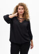 Bluse med 3/4 &aelig;rmer og blondedetalje, Sort, Model image number 0
