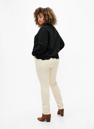 Slim fit Emily jeans med regulær talje, Oatmeal, Model
