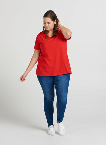 Basis t-shirt, High Risk Red, Model image number 0