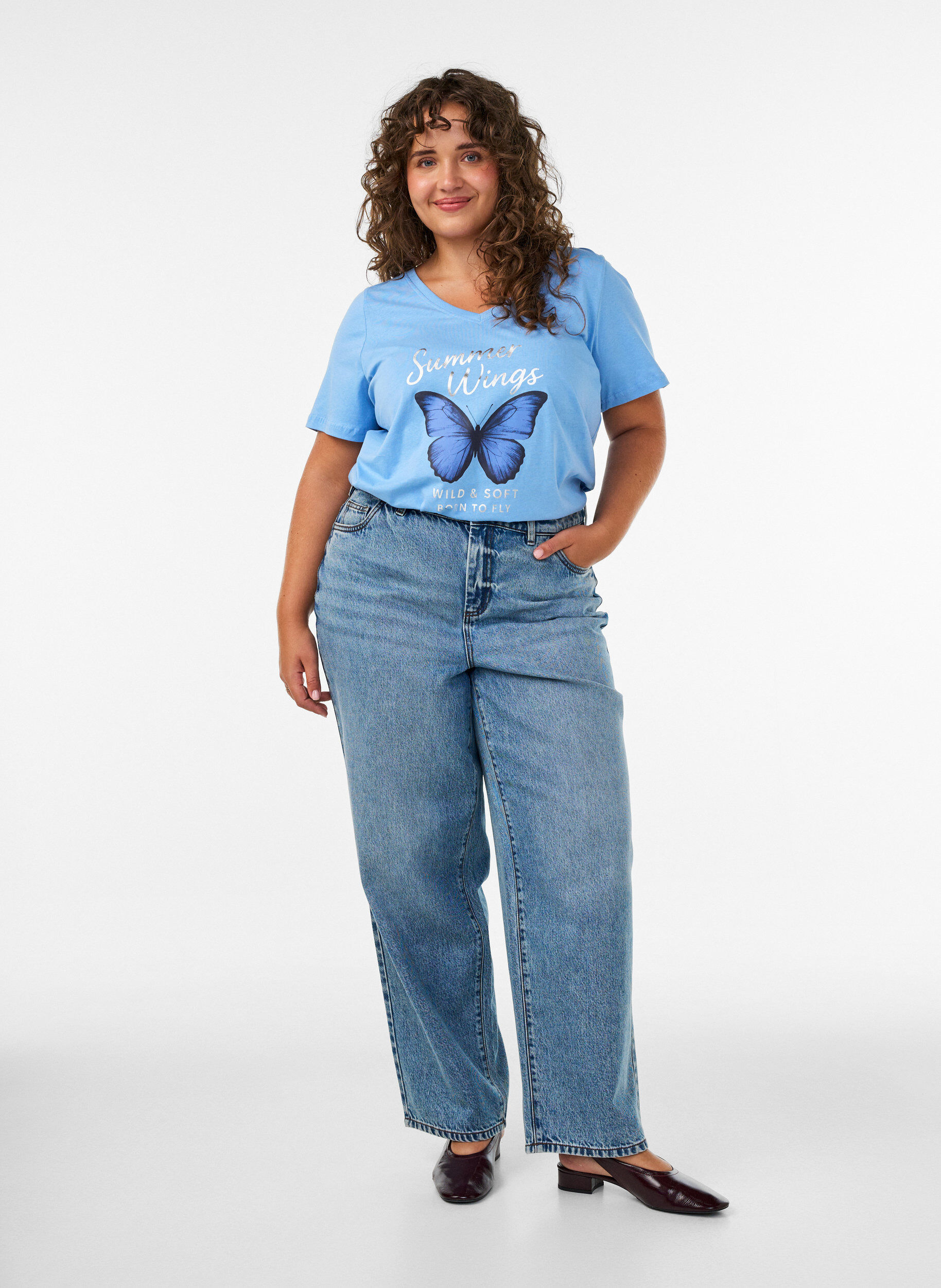 ZizziT-shirt i bomuld med frontprint og V-hals, Bl&aring;, Model image number 1