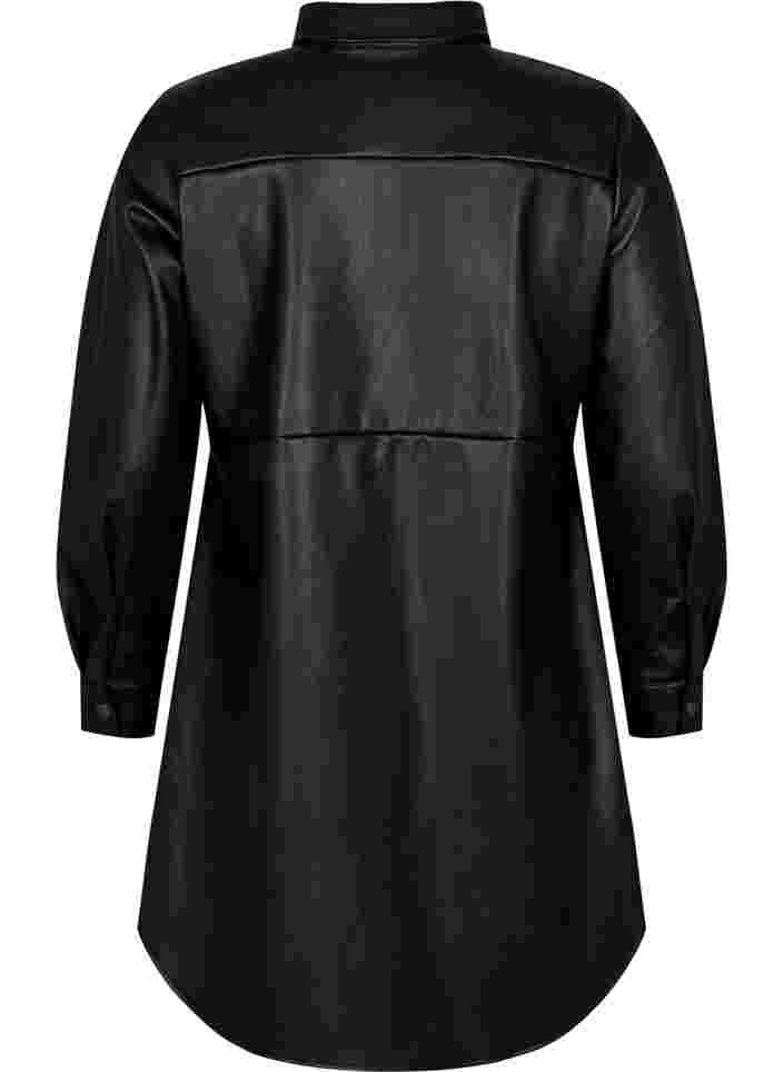 Lang skjorte i imiteret læder, Black, Packshot image number 1