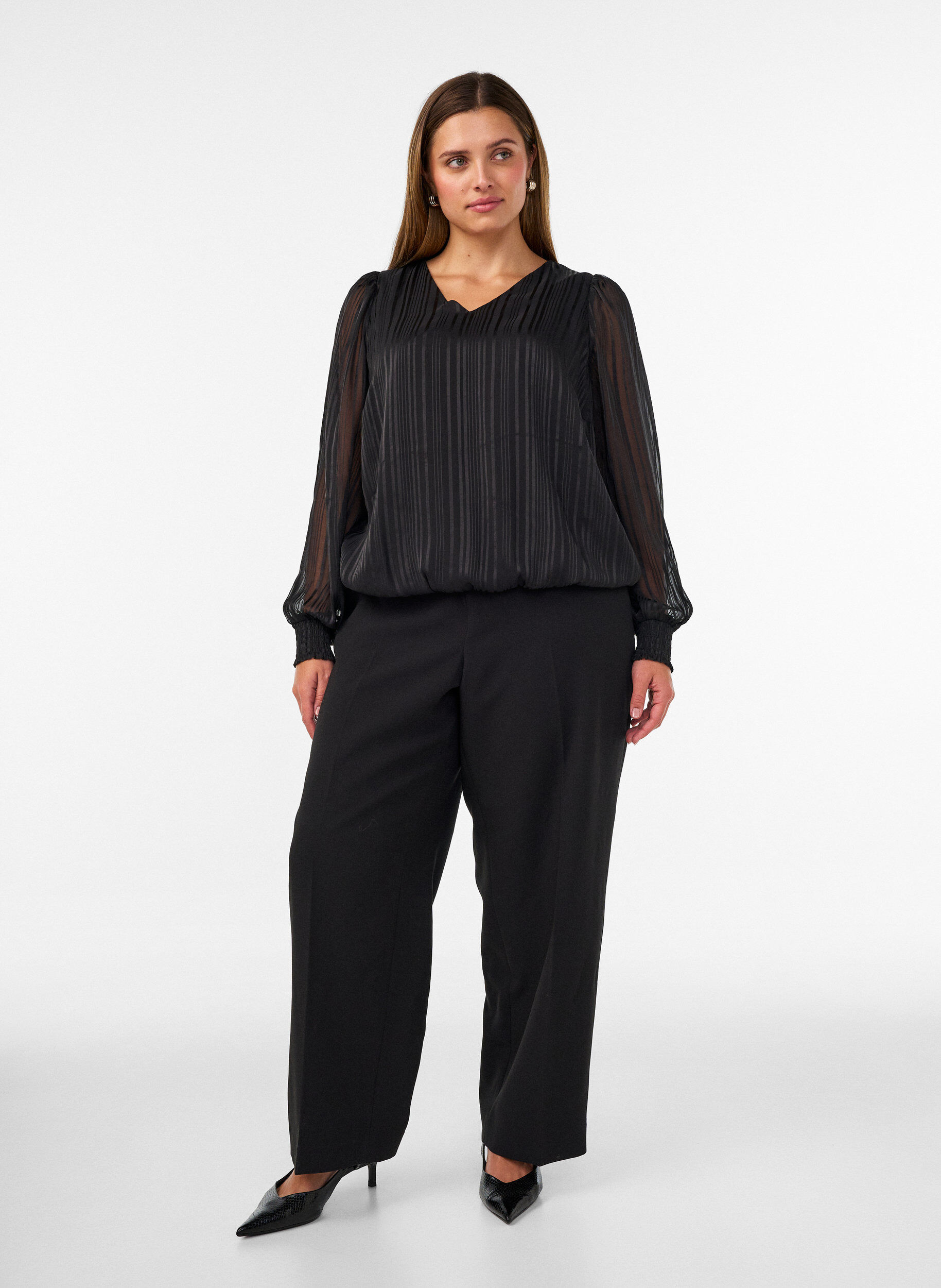 ZizziBluse med stribem&oslash;nster og ballonform, Sort, Model image number 1