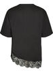 T-shirt med asymmetrisk blondekant, Sort, Packshot image number 1