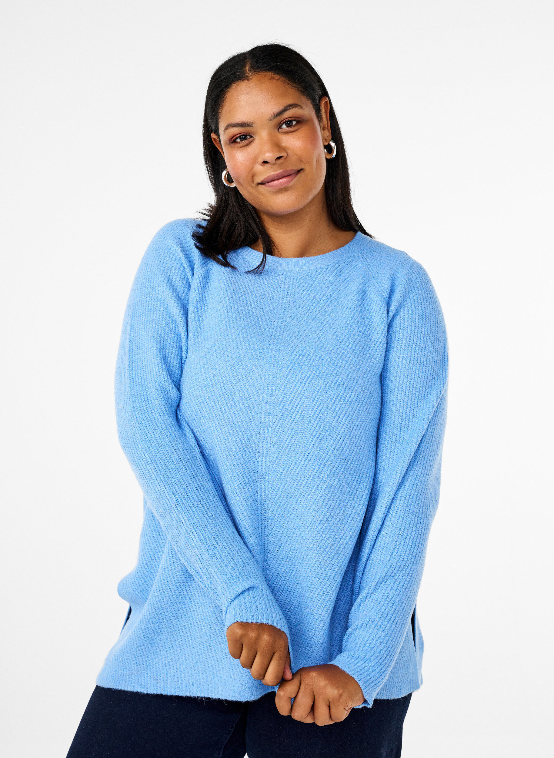 Zizzi Strikbluse med rund hals, Della R. Blue Mel., Model image number 0
