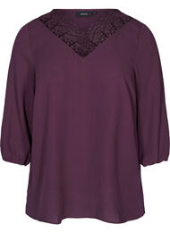 Ensfarvet bluse med blonder og 3/4 ærmer, Plum Perfect