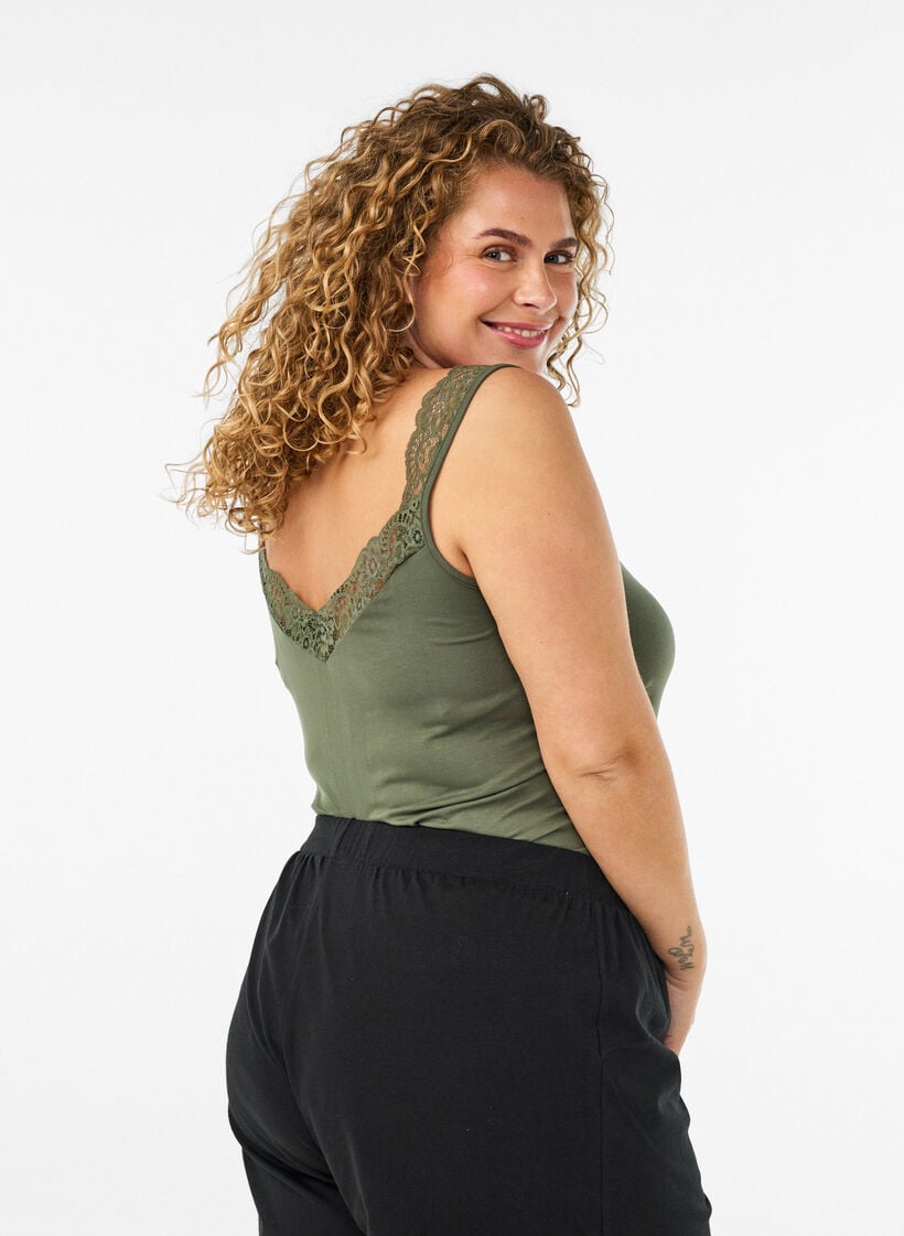 Viskose top med blondekant, Gr&oslash;n, Model image number 2
