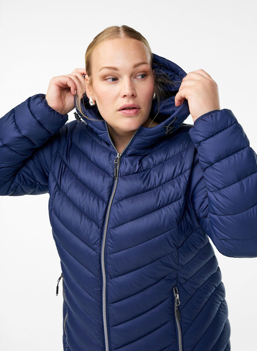 Letv&aelig;gts jakke med h&aelig;tte, Bl&aring;, Model image number 3