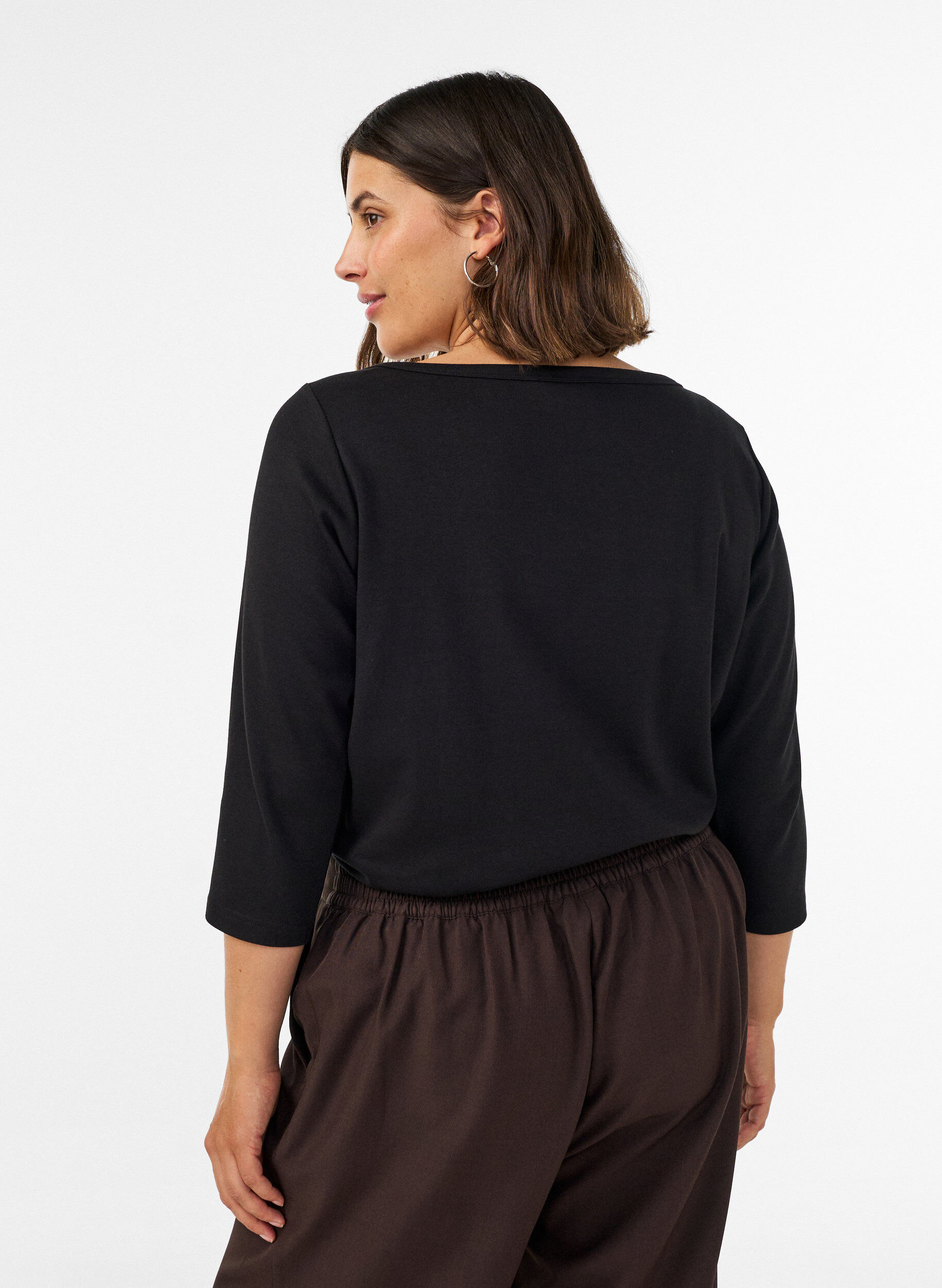 ZizziBasis T-shirt med b&aring;dudsk&aelig;ring og 3/4-&aelig;rmer, Sort, Model image number 2