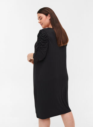 Ensfarvet kjole i viskose med 2/4 ærmer, Black, Model image number 1
