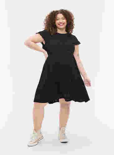 Graviditets kjole i broderi anglaise med ammefunktion, Black, Model image number 3