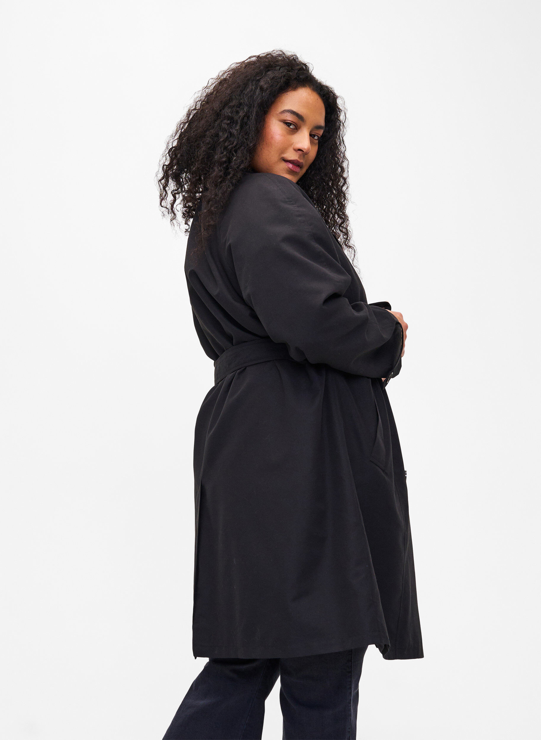 Zizzi Trenchcoat med b&aelig;lte og slids, Black, Model image number 2