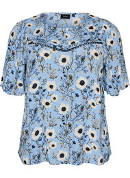 Blomstret bluse med korte &aelig;rmer, Bl&aring;