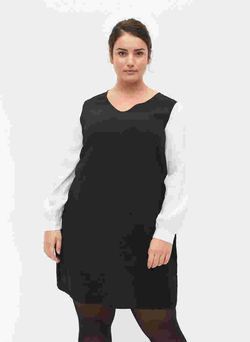 Langærmet kjole i viskose , Black w. Cloud D., Model