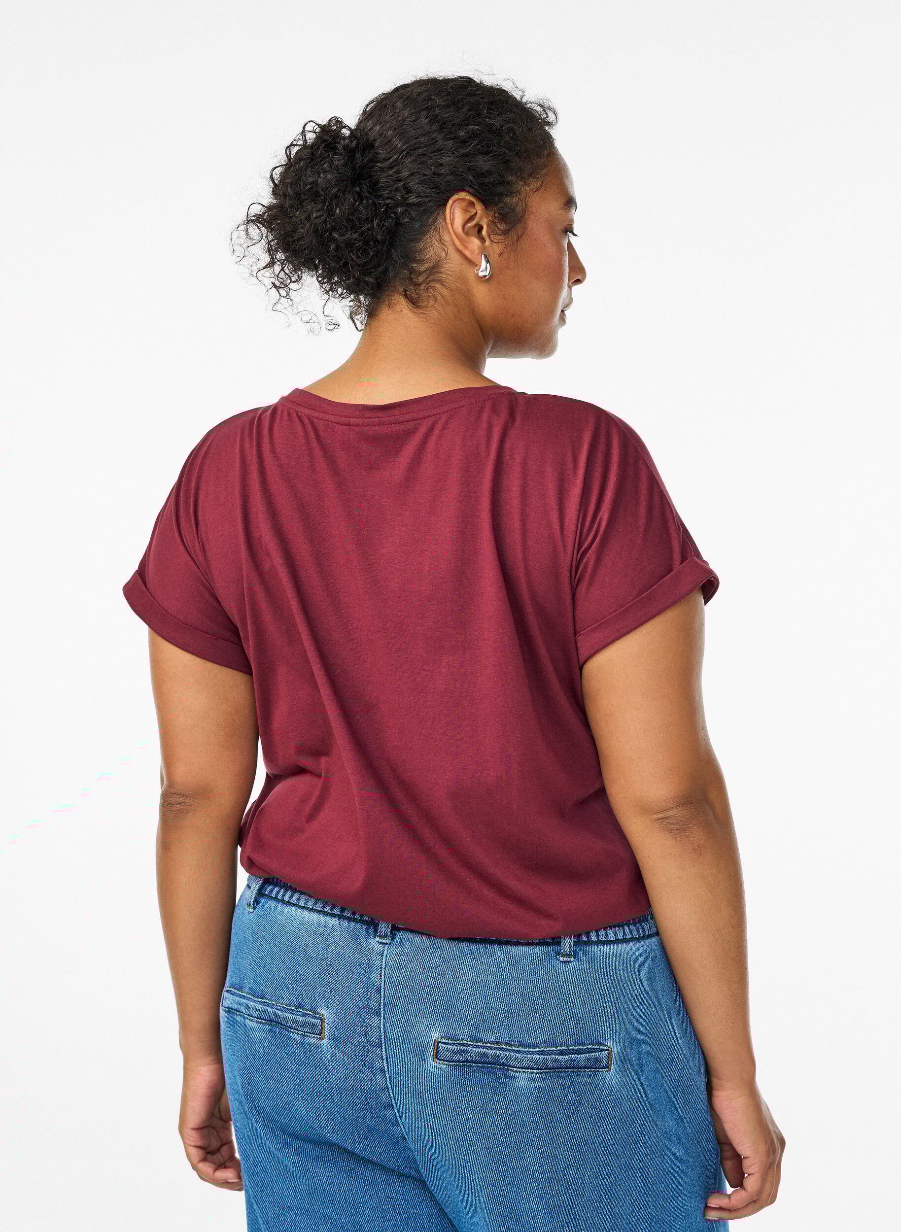 Zizzi Kort&aelig;rmet t-shirt i bomuldsblanding, M&oslash;rk Bordeaux, Model image number 2