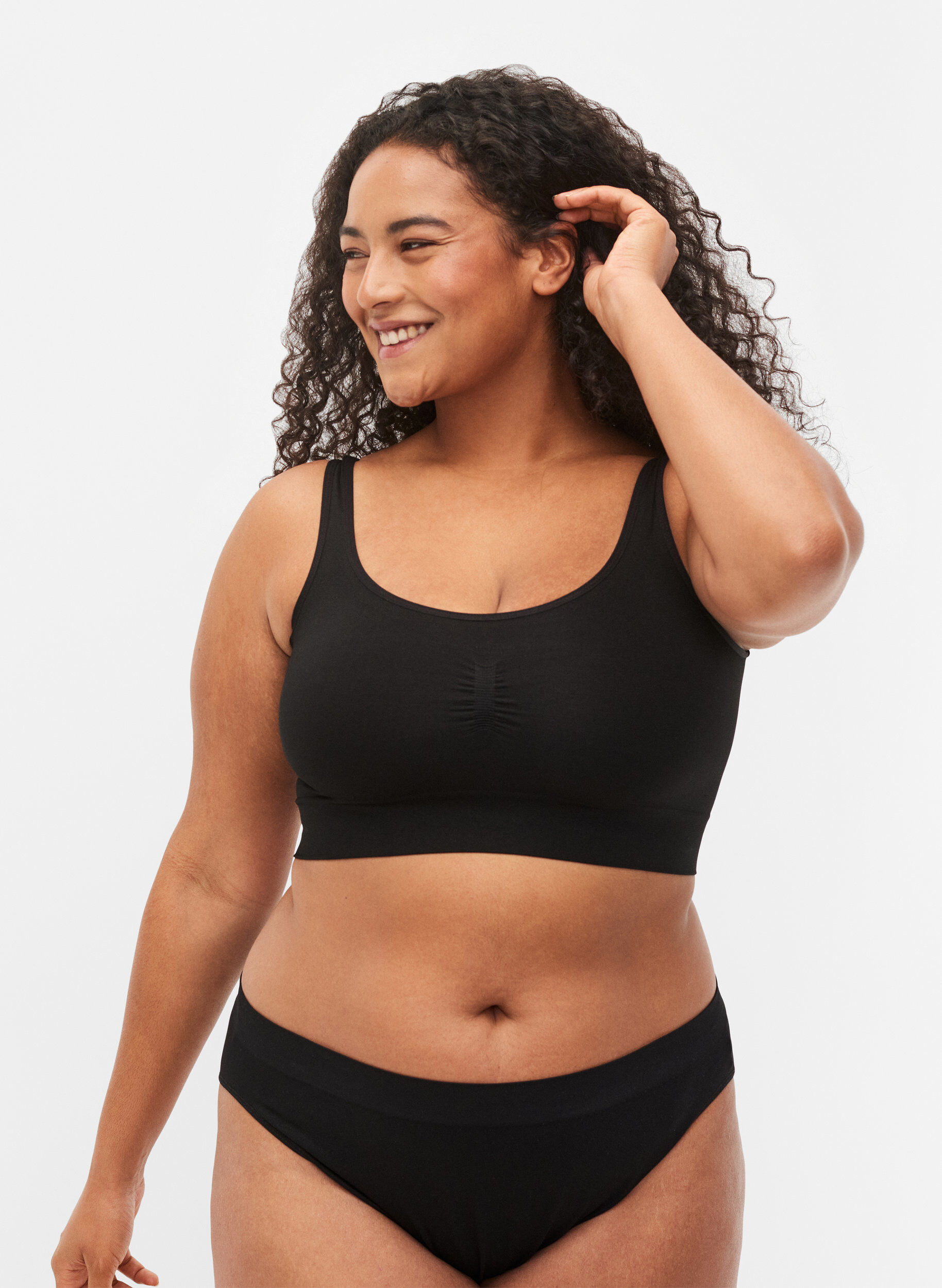 ZizziSeamless bh top, Sort, Model image number 1