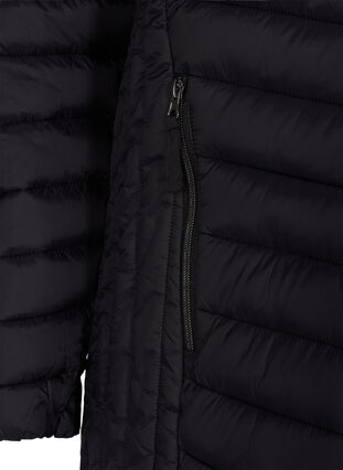 Quiltet letvægts jakke med aftagelig hætte og lommer, Black, Packshot image number 2