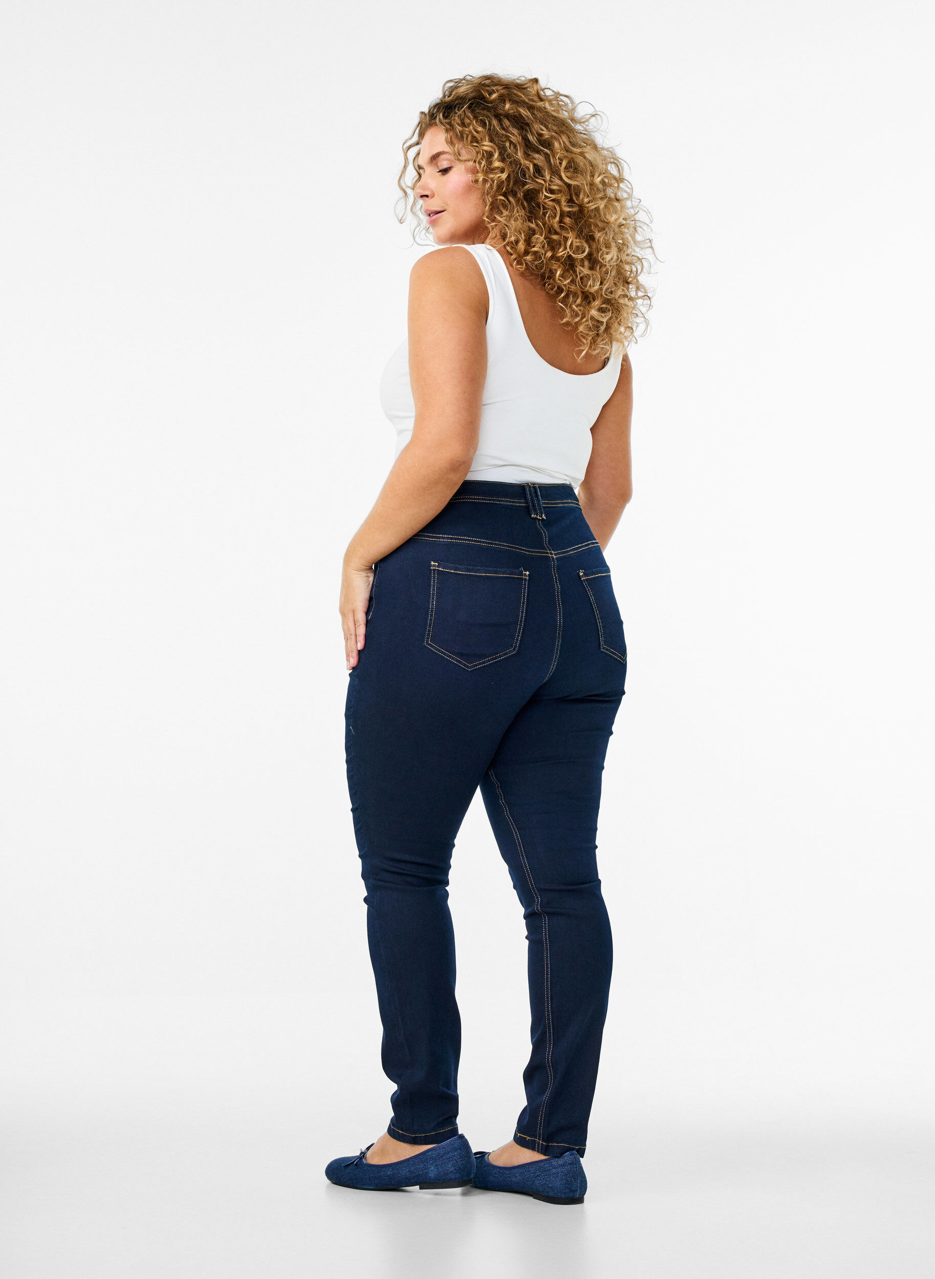 Zizzi Super slim Amy jeans med h&oslash;j talje, Bl&aring;, Model image number 1