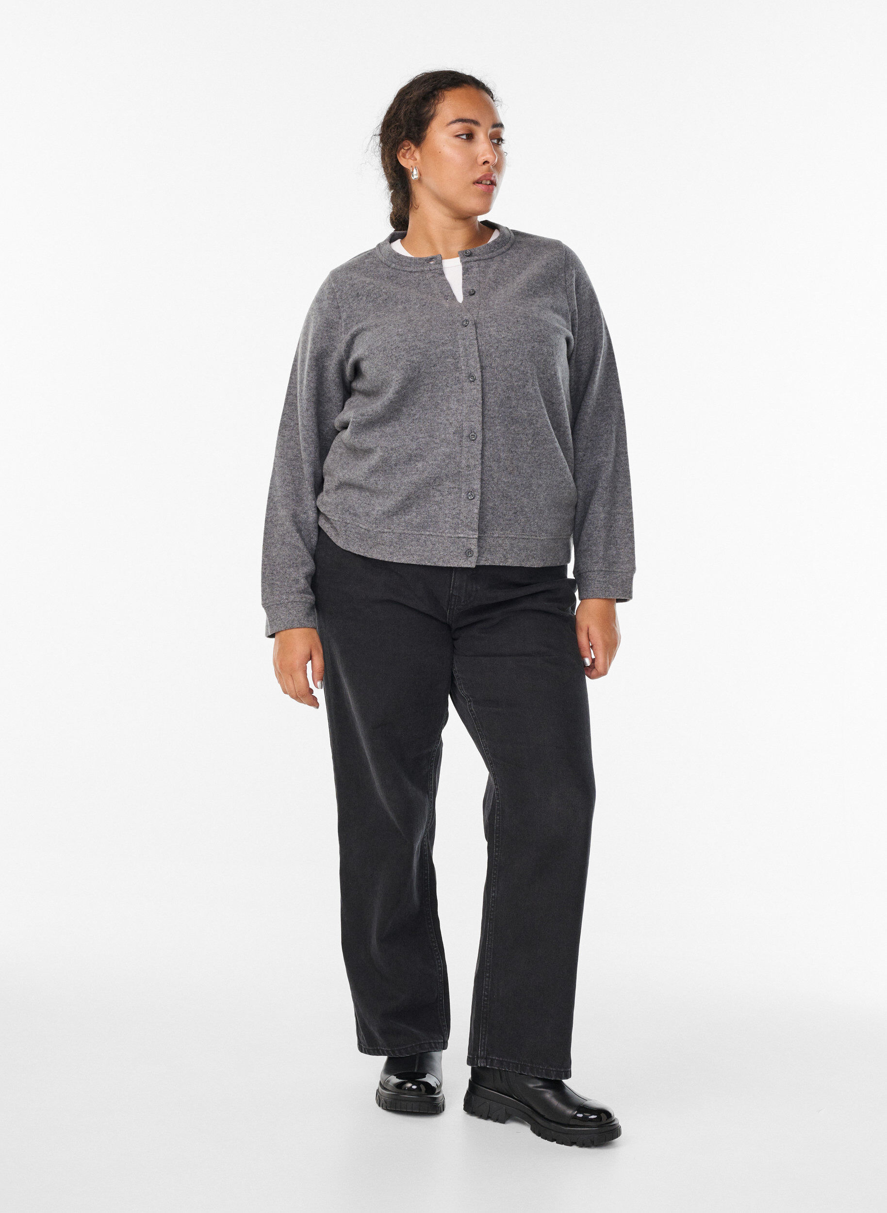 Zizzi Jerseycardigan med rund hals og knapper, Gr&aring;, Model image number 1