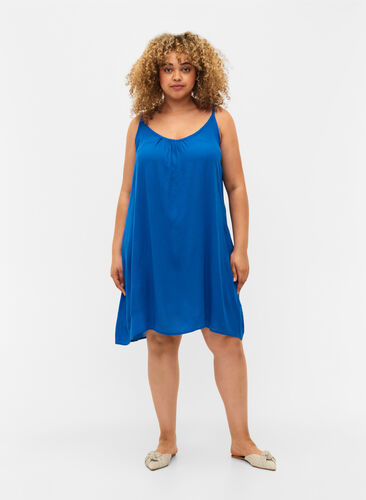 Ensfarvet strop kjole i viskose, Victoria blue, Model image number 2