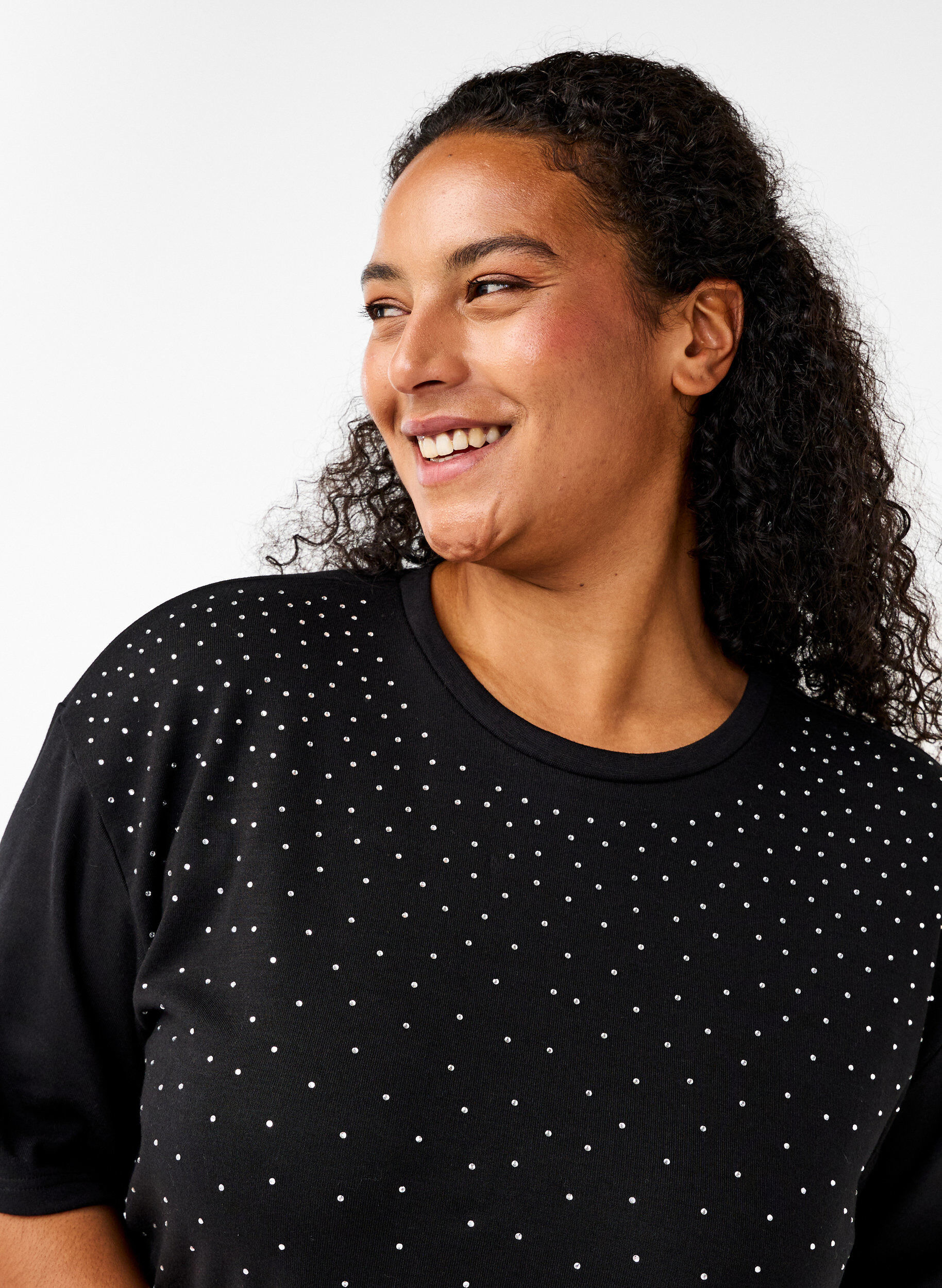 Zizzi T-shirt med rhinsten og rund hals, Sort, Model image number 3
