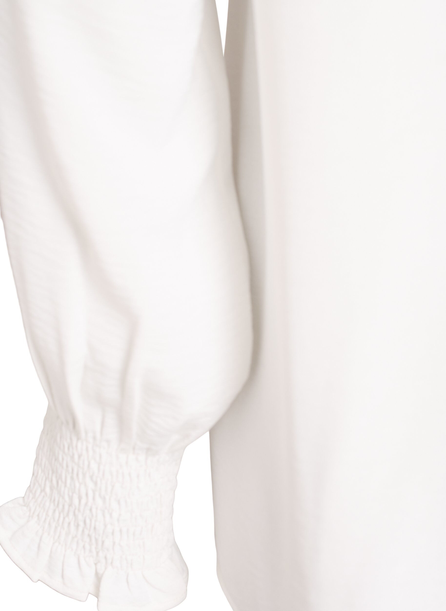 Zizzi Bluse med smock manchetter og V-udsk&aelig;ring, Vanilla, Packshot image number 3