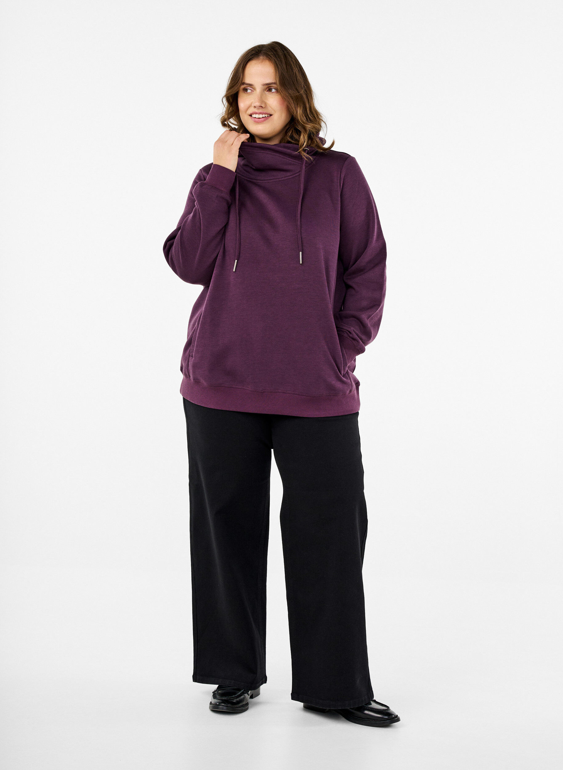 Zizzi FLASH - Sweatshirt med h&oslash;j krave, Plum Perfect, Model image number 2