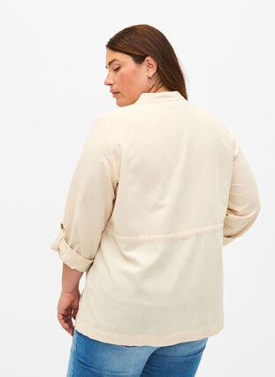 Skjorte i hørblend med lommer, Sandshell, Model image number 1