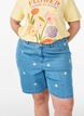 Denimshorts med blomsterbroderi og h&oslash;j talje, Bl&aring;, Model image number 3
