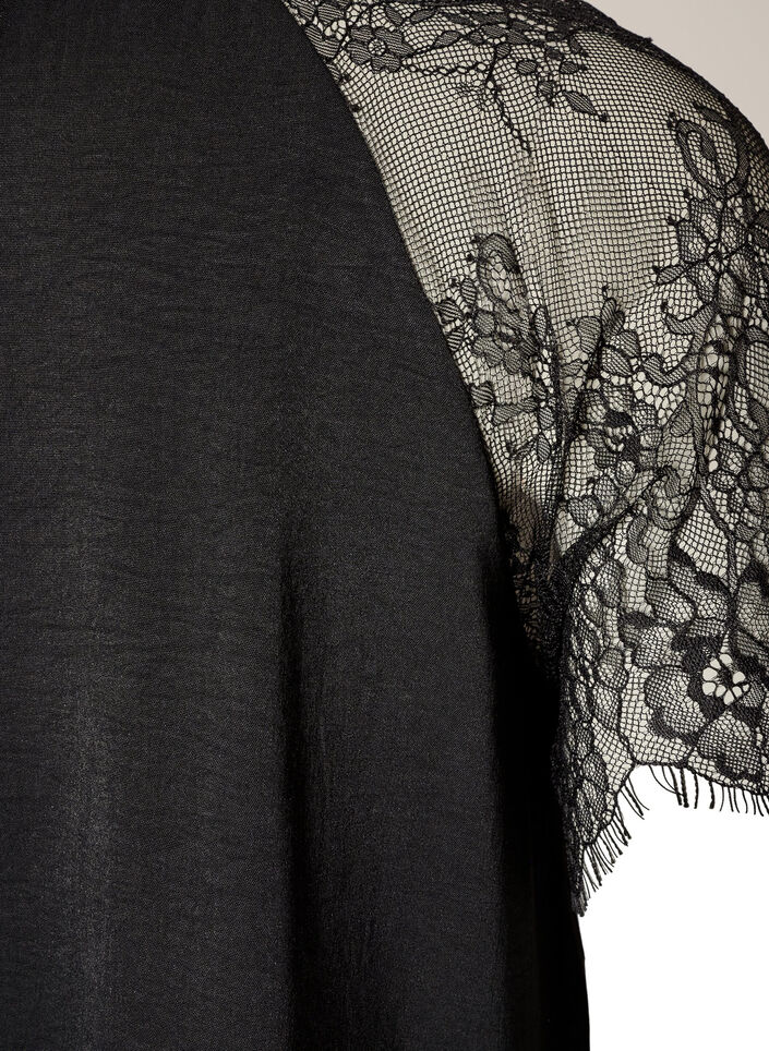 Bluse med korte blonde&aelig;rmer og h&oslash;j hals, Sort, Packshot image number 3