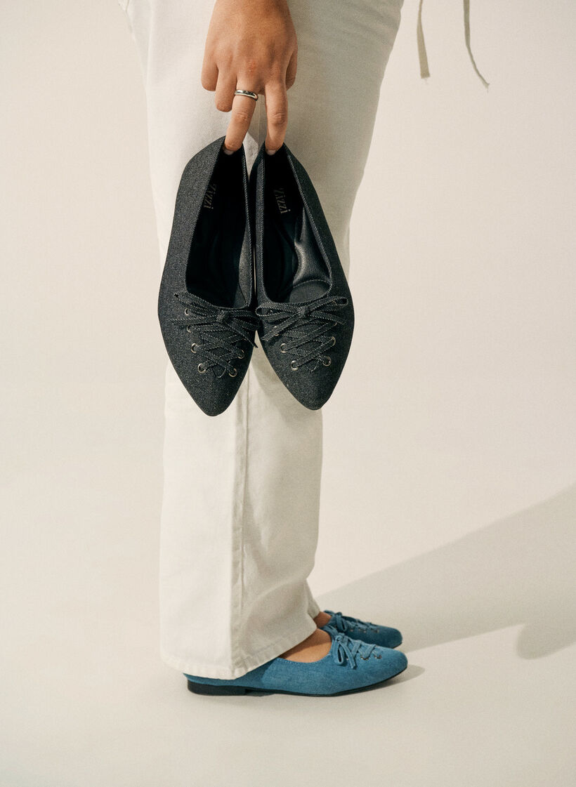 Ballerina med sn&oslash;redetalje, Sort, Image image number 0