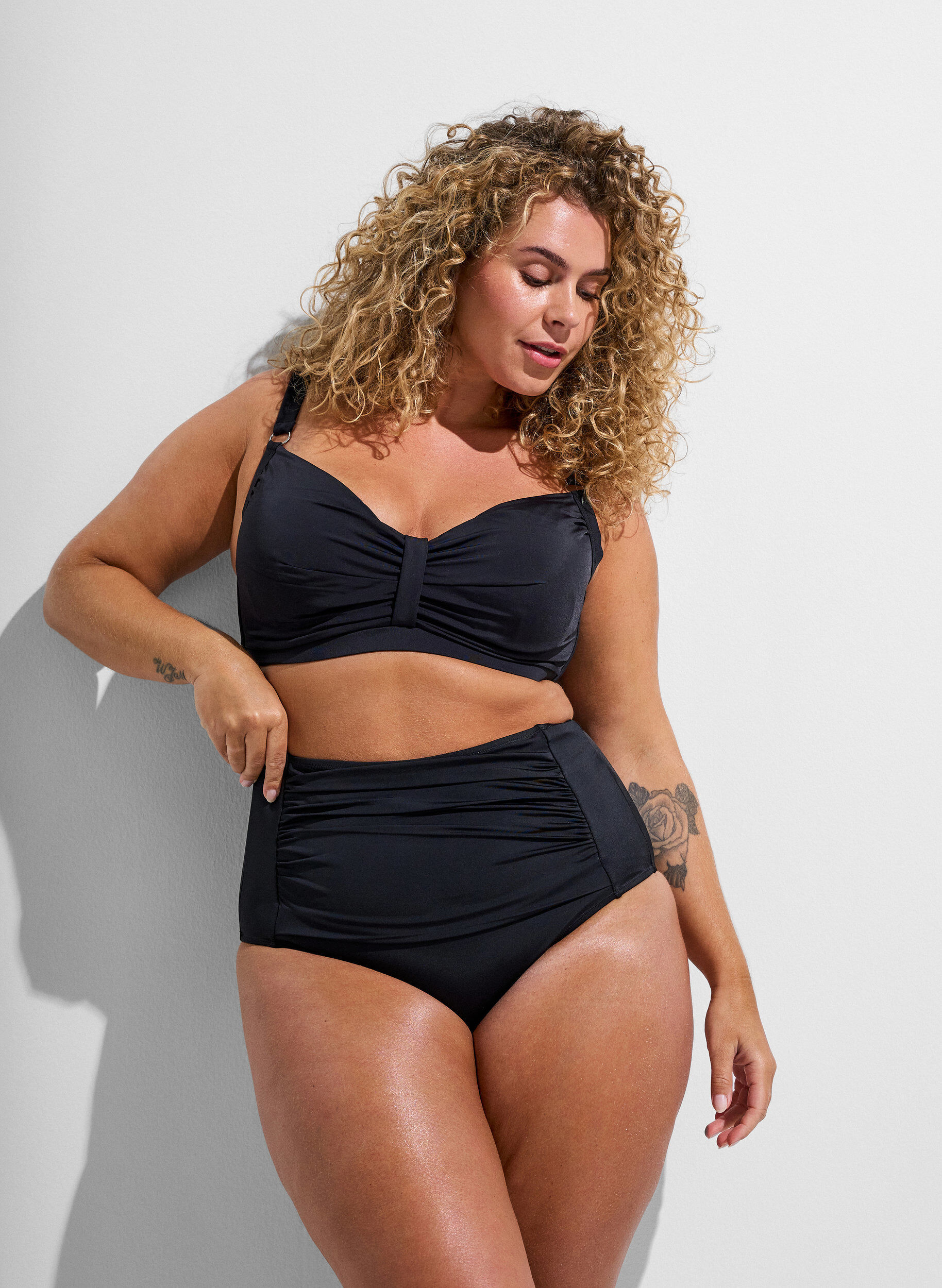 Bikini underdel med h&oslash;j talje, Sort, Model